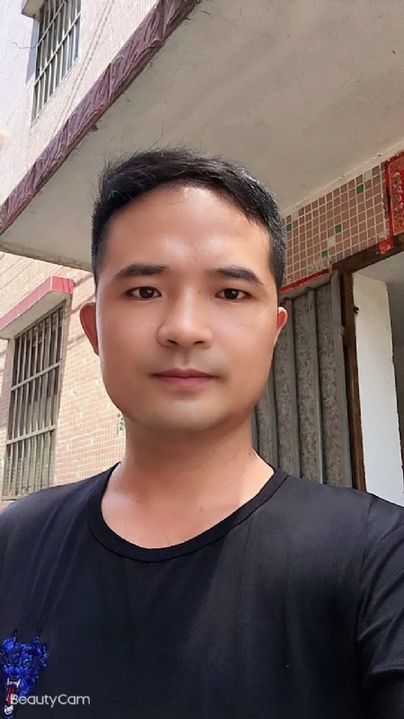 言飞的第一张照片--南阳相亲服务中心