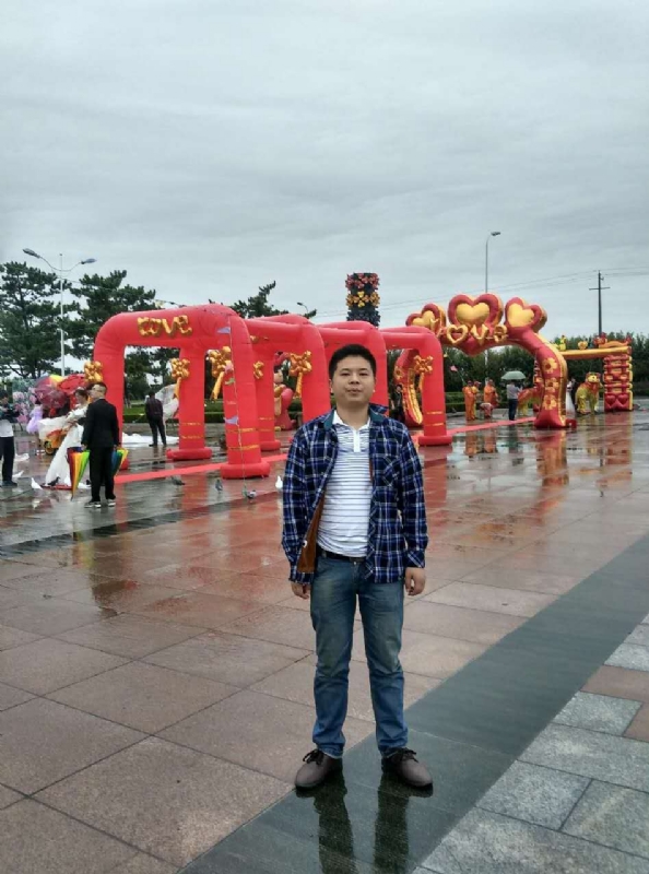 在奋斗的第三张照片--南阳相亲服务中心