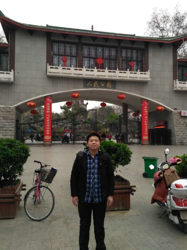 在奋斗的第四张照片--南阳相亲服务中心