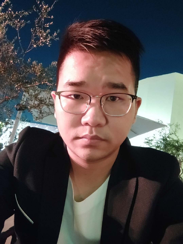 在路上的第一张照片--南阳相亲服务中心