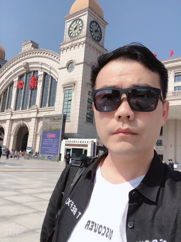 楚河畔的第一张照片--南阳相亲服务中心