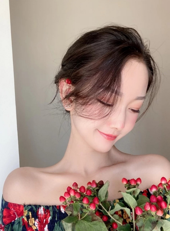 小诗vanessa的第二张照片--南阳相亲服务中心