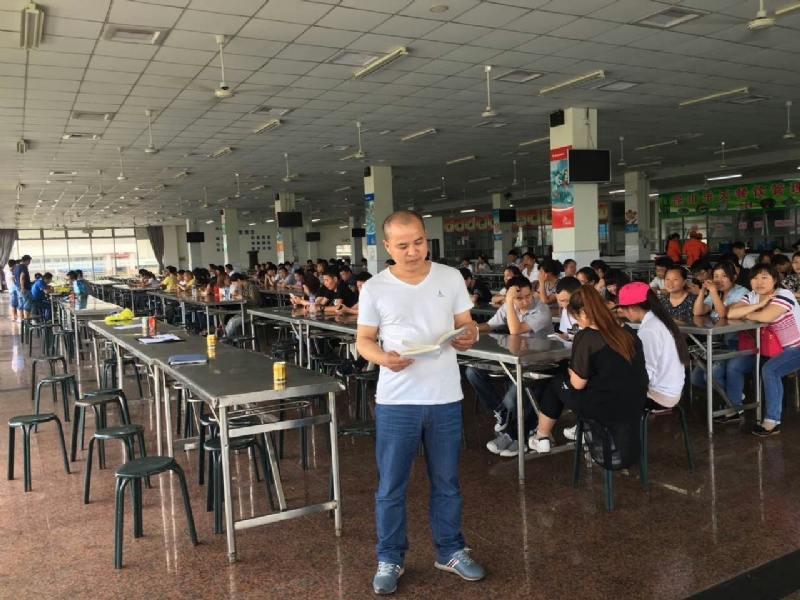 人在旅途的第二张照片--南阳相亲服务中心