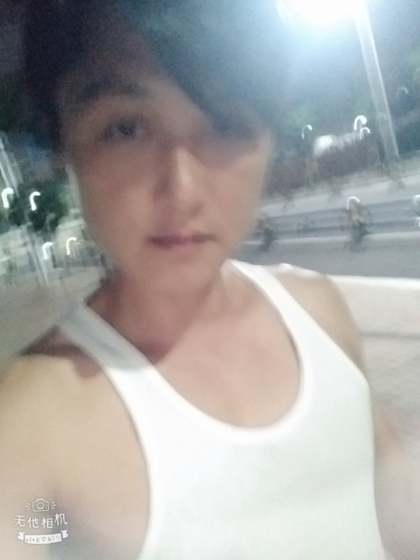 弟弟的第一张照片--南阳相亲服务中心