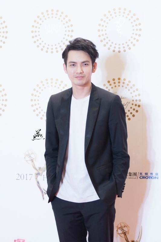 1+2+3的第一张照片--南阳相亲服务中心