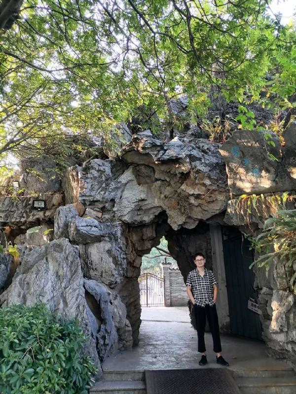 萍水相逢晏的第二张照片--南阳相亲服务中心