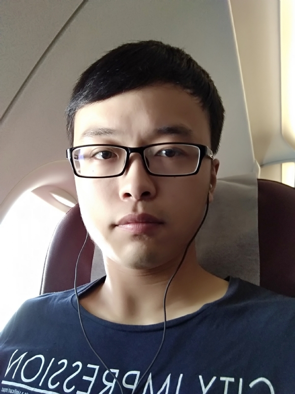 在水一方的第一张照片--南阳相亲服务中心