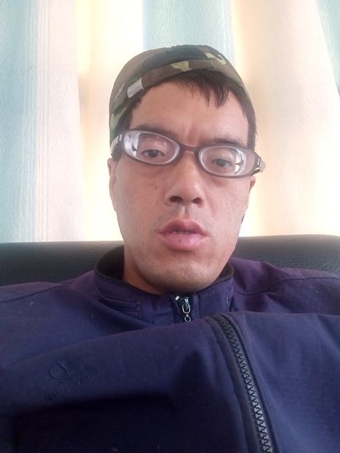 等待有缘人的第一张照片--南阳相亲服务中心