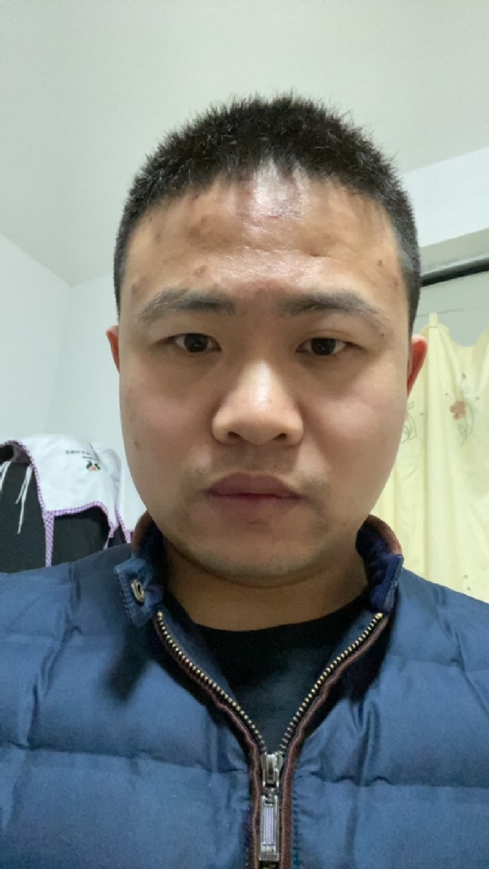 苹果的第一张照片--南阳相亲服务中心