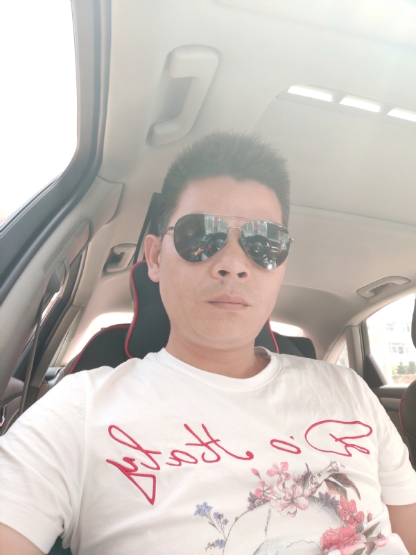 单身已久的第一张照片--南阳相亲服务中心