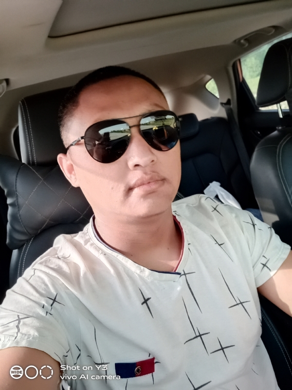 寻缘的第一张照片--南阳相亲服务中心