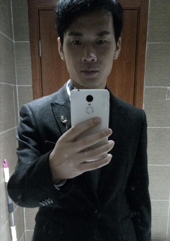 程先生的第一张照片--南阳相亲服务中心