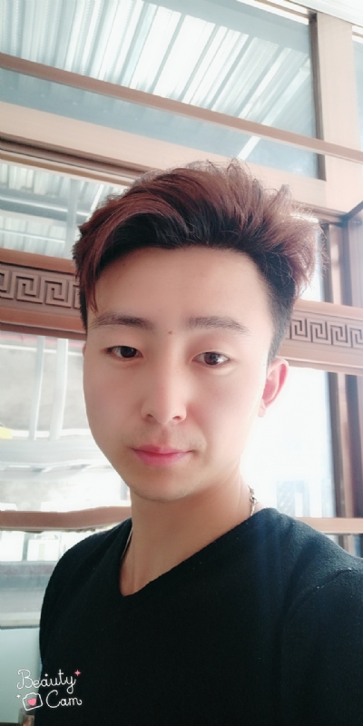 拼命微笑的第二张照片--南阳相亲服务中心