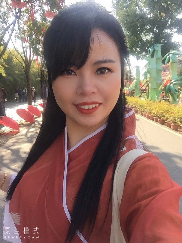 妮妮的第一张照片--南阳相亲服务中心