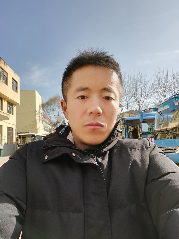 孤独的云的第一张照片--南阳相亲服务中心