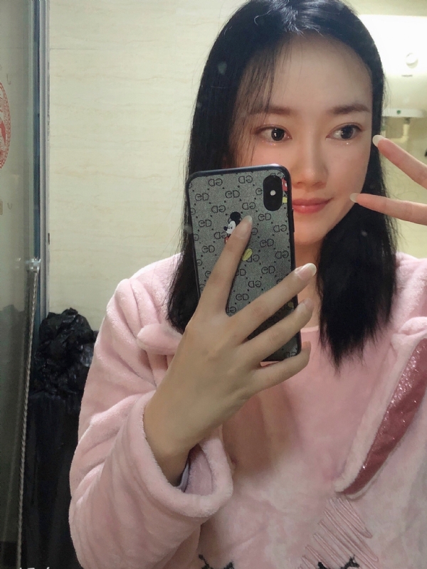 叶落知秋的第一张照片--南阳相亲服务中心