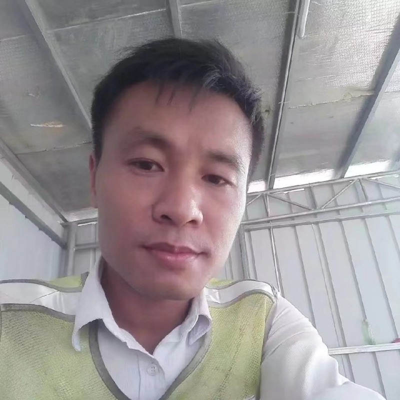 小马哥的第一张照片--南阳相亲服务中心