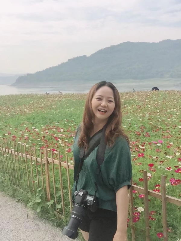 花雨的第一张照片--南阳相亲服务中心