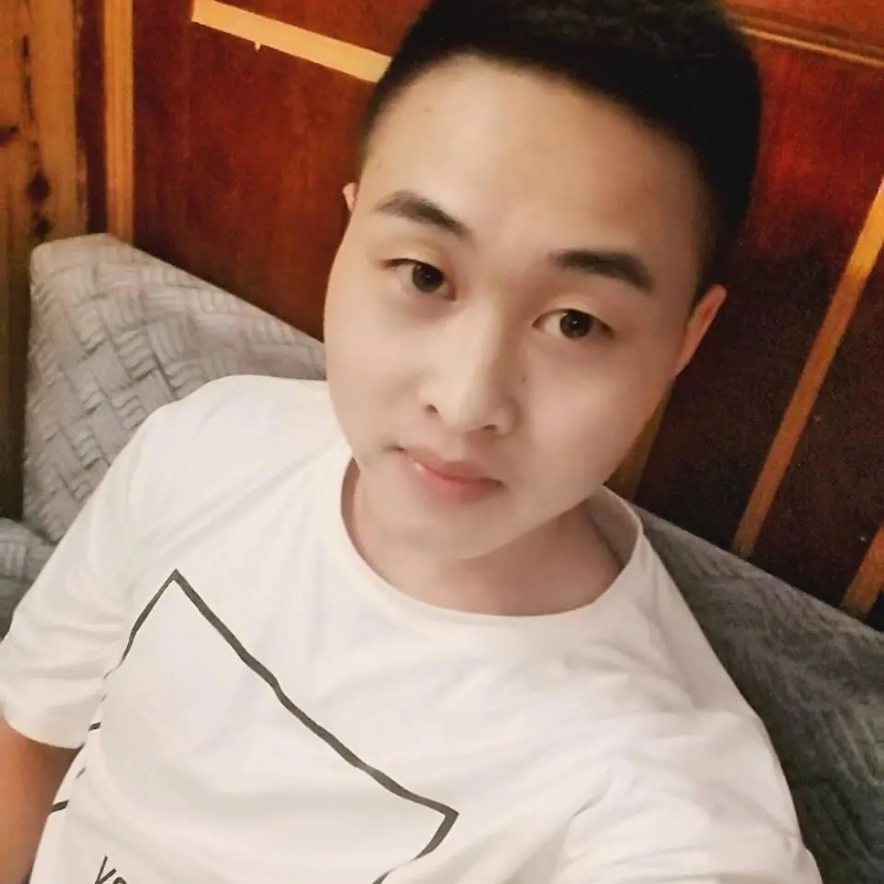 娃娃脸小爸爸的第一张照片--南阳相亲服务中心