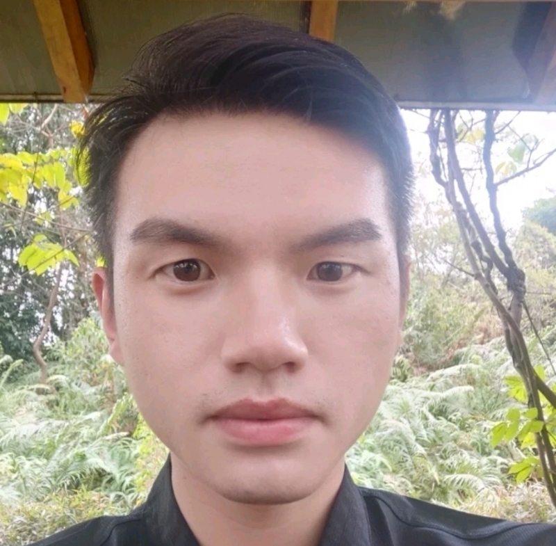 彬彬有礼的第一张照片--南阳相亲服务中心