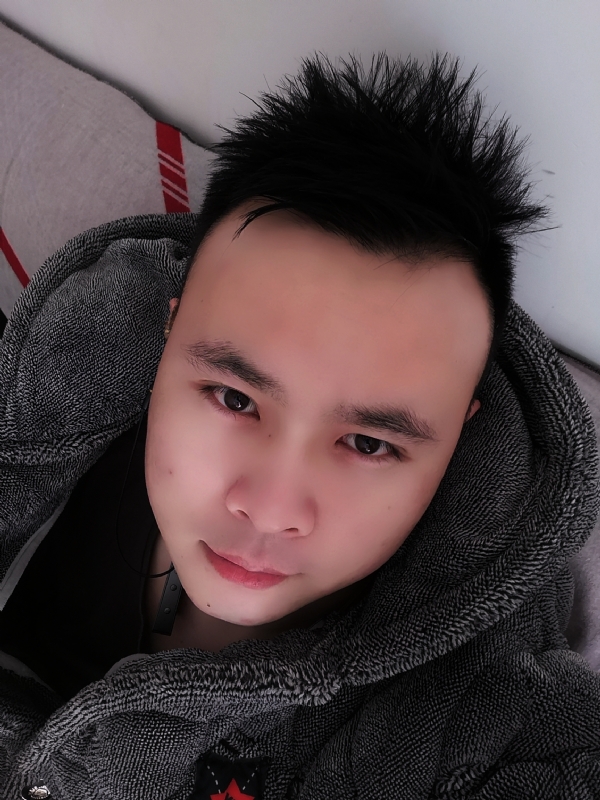 明明的第一张照片--南阳相亲服务中心