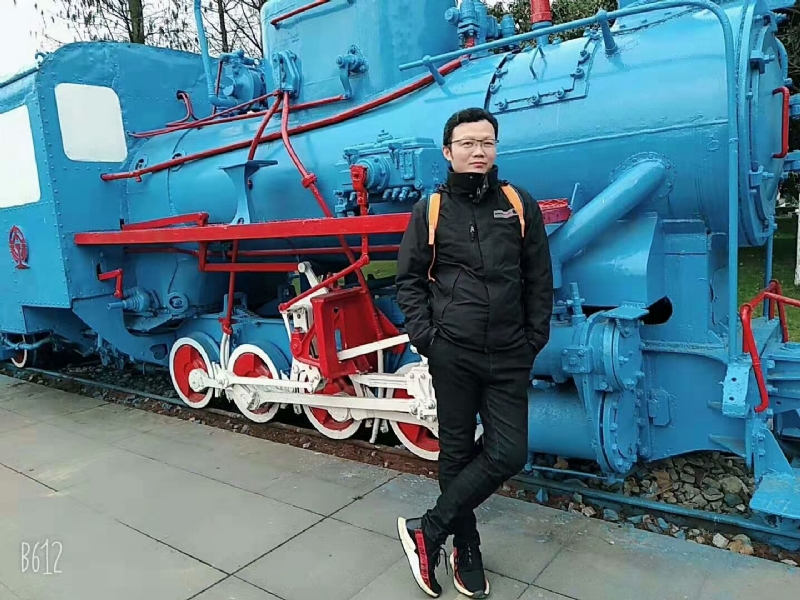 小史的第一张照片--南阳相亲服务中心