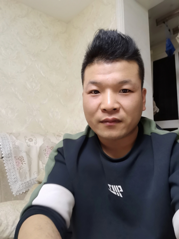 小猪猪的第一张照片--南阳相亲服务中心