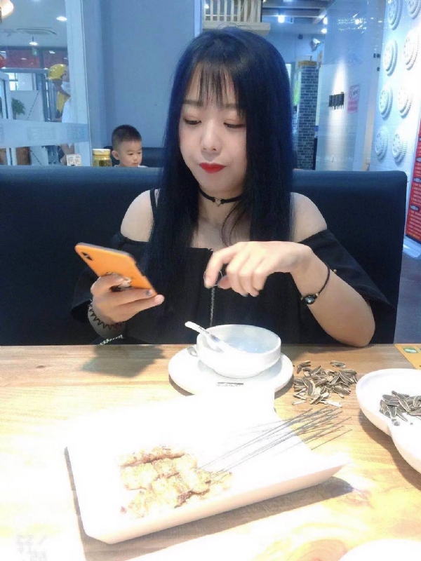 程程的第一张照片--南阳相亲服务中心