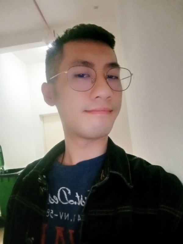 赫兹的第一张照片--南阳相亲服务中心