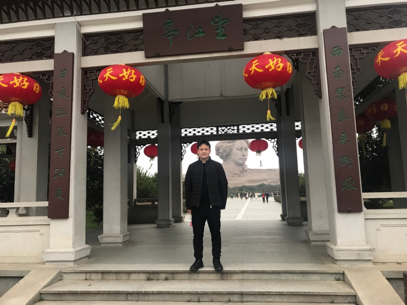 风继续吹的第一张照片--南阳相亲服务中心