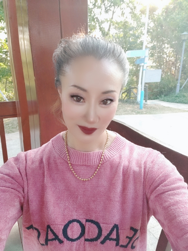 燕子的第五张照片--南阳相亲服务中心