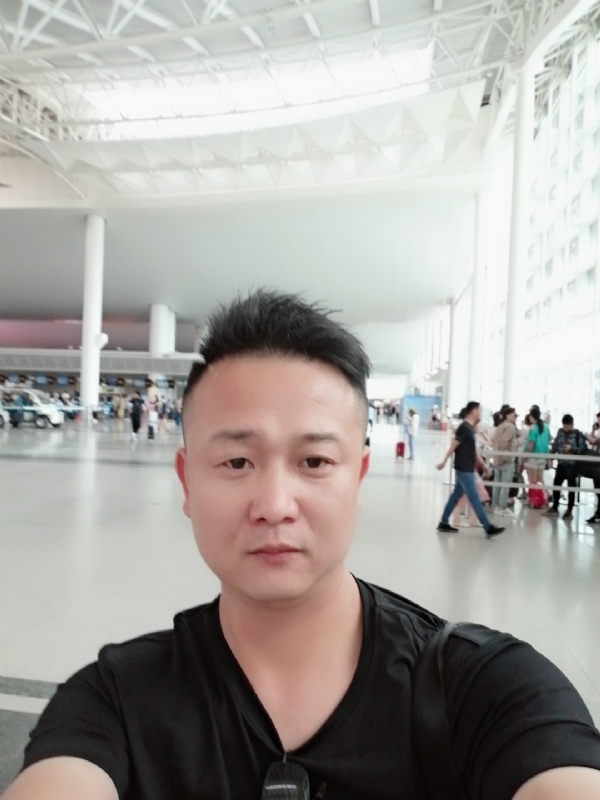 一叶知秋的第一张照片--南阳相亲服务中心