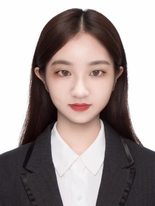 侧耳倾听的第一张照片--南阳相亲服务中心