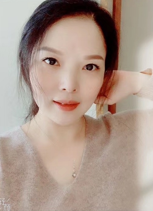 百荷的第一张照片--南阳相亲服务中心