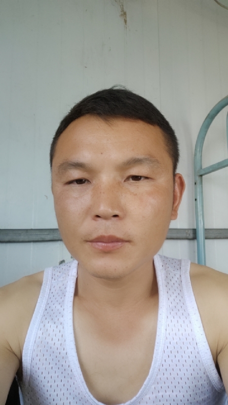 善良的人的第一张照片--南阳相亲服务中心