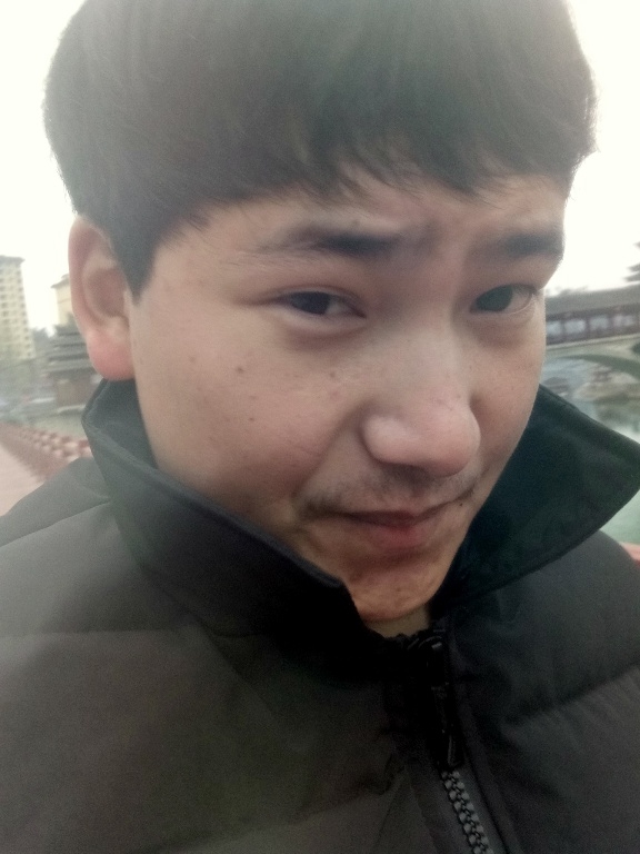 侗族青年作家超超的第二张照片--南阳相亲服务中心