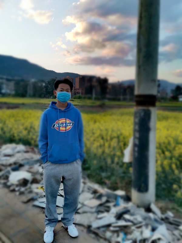 rich的第二张照片--南阳相亲服务中心