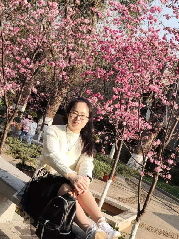 Nancy的第一张照片--南阳相亲服务中心