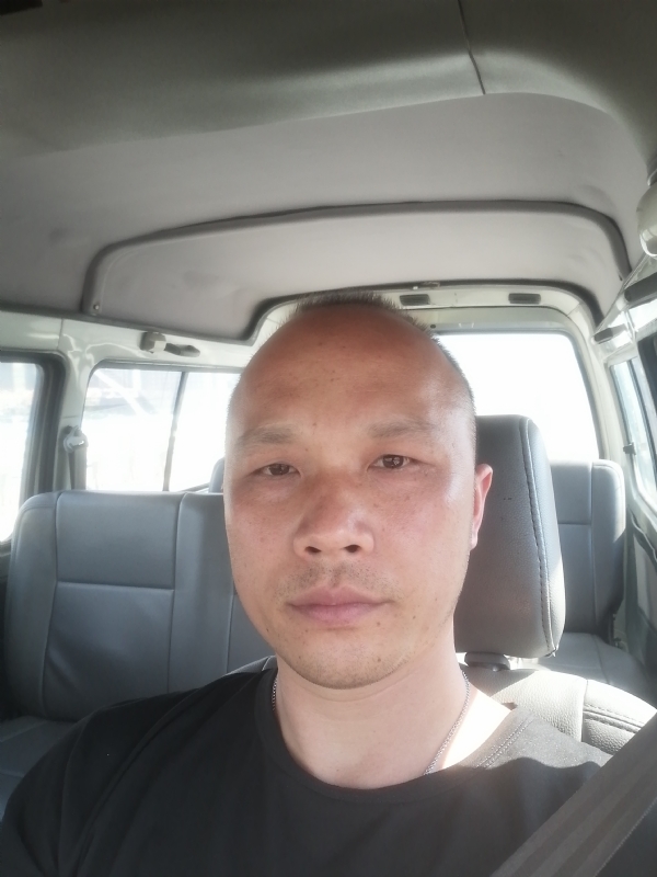 新旺丁的第一张照片--南阳相亲服务中心