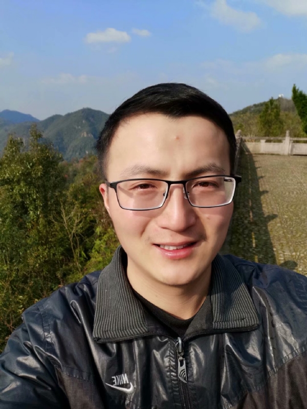 杨先生的第一张照片--南阳相亲服务中心