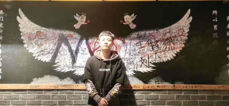 水彩画师的第一张照片--南阳相亲服务中心