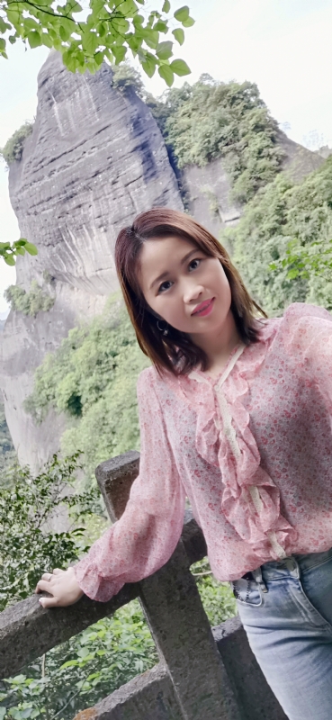 花开半夏的第二张照片--南阳相亲服务中心