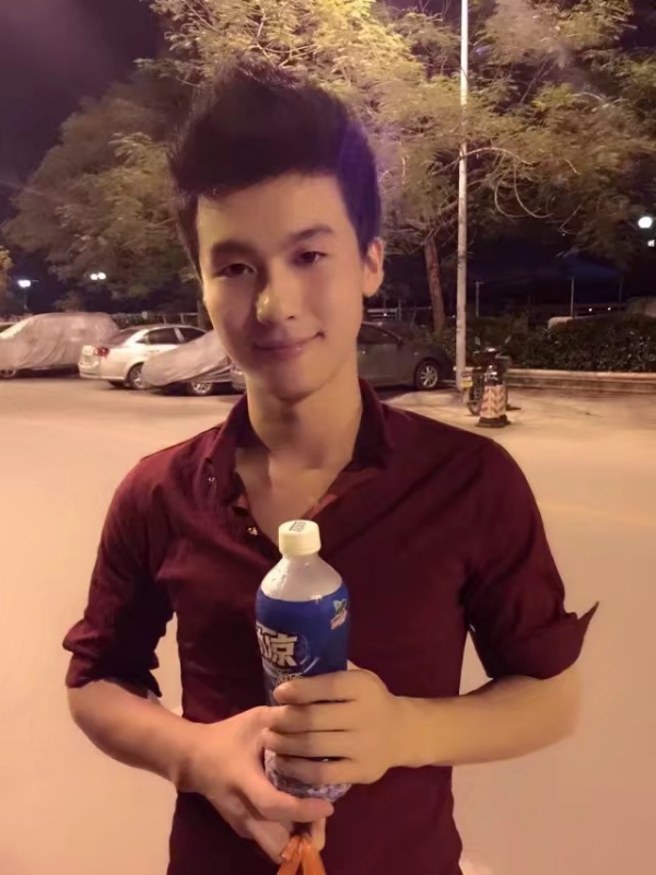 皮特王的第三张照片--南阳相亲服务中心