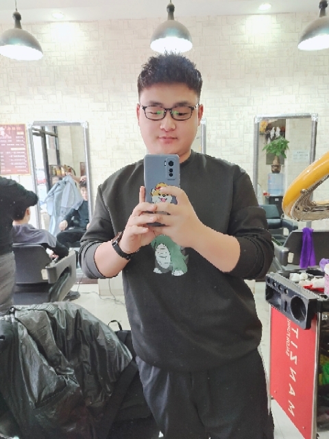 不吃香菜的第二张照片--南阳相亲服务中心