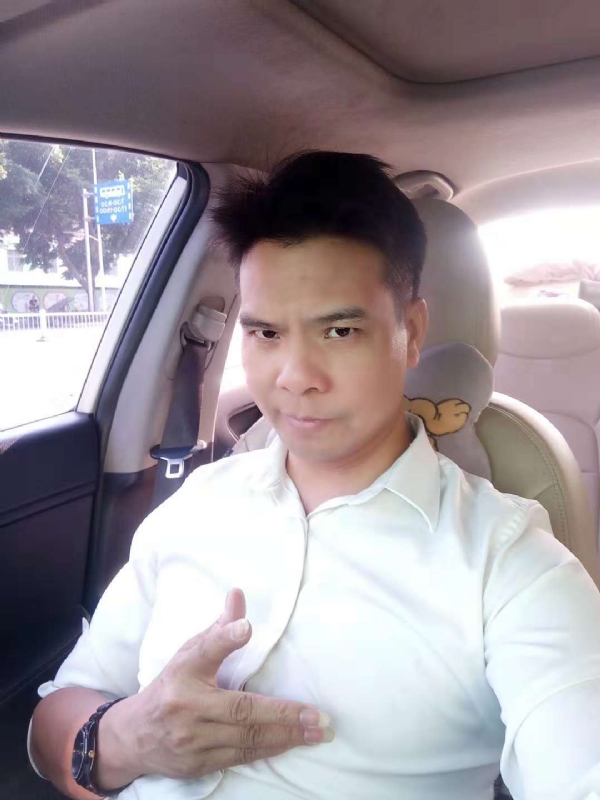 大南瓜的第一张照片--南阳相亲服务中心