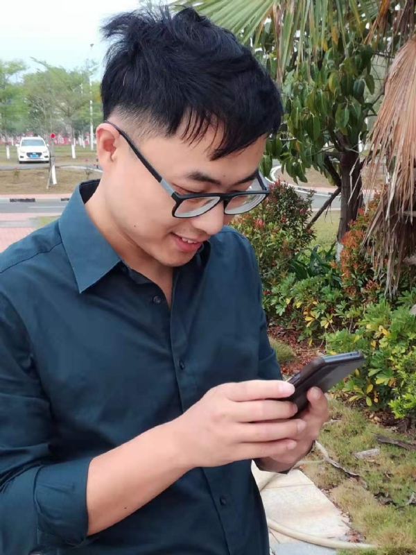 鼠王子的第一张照片--南阳相亲服务中心