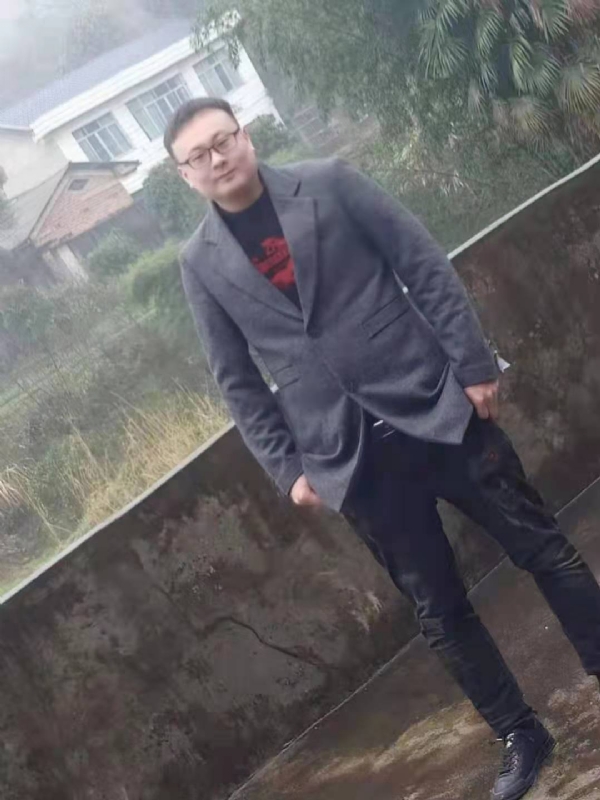 冰城的第一张照片--南阳相亲服务中心