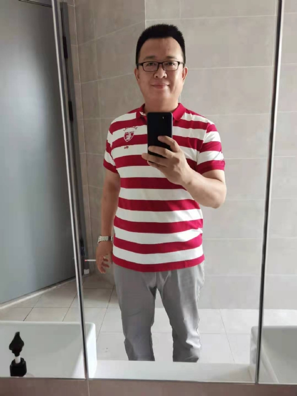 行走的打桩机的第二张照片--南阳相亲服务中心