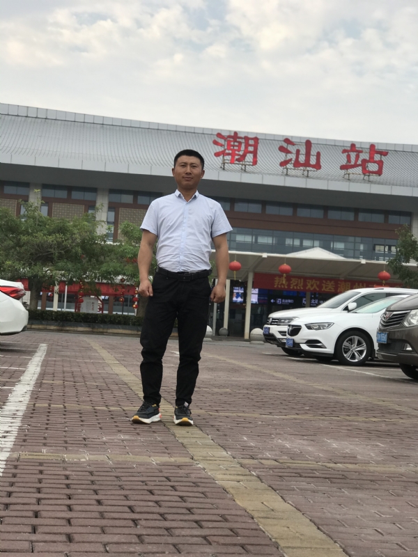 健华的第三张照片--南阳相亲服务中心