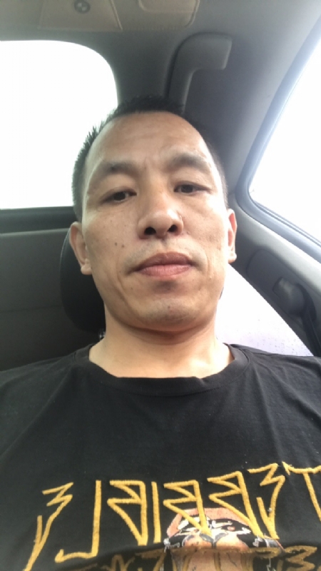 迷茫的第一张照片--南阳相亲服务中心